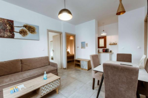 Deluxe Hotel, Chania